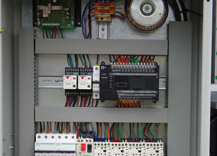 Izdelava strojev za varjenje. Avtomatizacija varjenja. Izdelava namenskih strojev. Servisiranje kmetijske in gradbene mehanizacije.