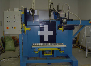 Izdelava strojev za varjenje. Avtomatizacija varjenja. Izdelava namenskih strojev. Servisiranje kmetijske in gradbene mehanizacije.